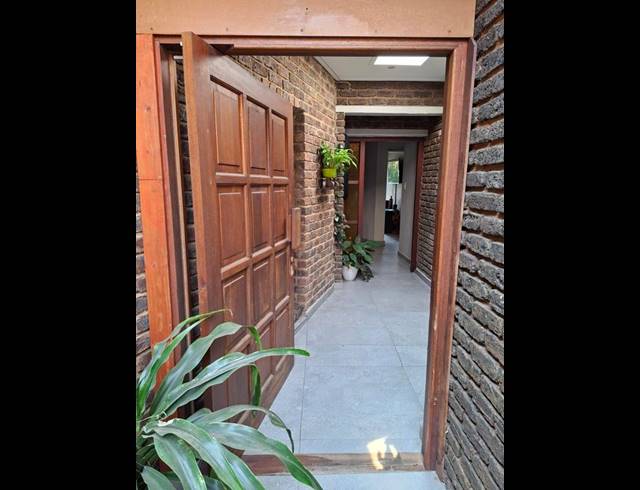 3 BEDROOM HOUSE FOR SALE IN VAALPARK